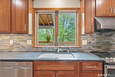 877 Newgate Road, Suffield, CT 06093 - Photo 13