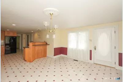 7 Glenbrook Drive, Simsbury, CT 06092 - Photo 9