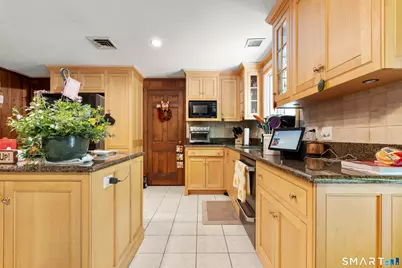 81 Meeting House Road, Haddam, CT 06438 - Photo 11