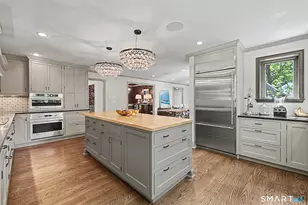 33 Hunter Ln, Ridgefield, CT 06877 - Photo 7