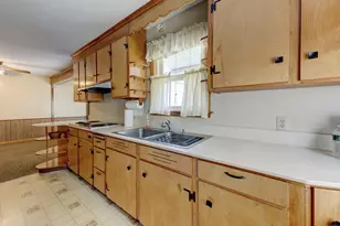 950 Willard Ave, Newington, CT 06111 - Photo 7