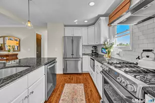 29 Berkshire Dr, Brookfield, CT 06804 - Photo 9