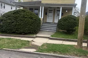 1095 Hillside Ave, Stratford, CT 06614 - Photo 1