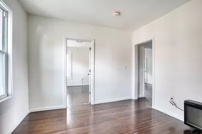 49-51 Kibbe Street #202, Hartford, CT 06106 - Photo 7