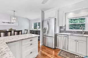16 Mayflower Cir, Fairfield, CT 06824 - Photo 17
