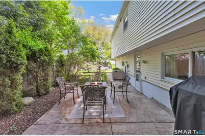 16 Mayflower Circle, Fairfield, CT 06824 - Photo 37