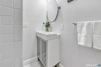 16 Mayflower Circle, Fairfield, CT 06824 - Photo 19
