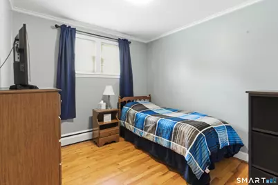 112 Brentwood Road, Newington, CT 06111 - Photo 9
