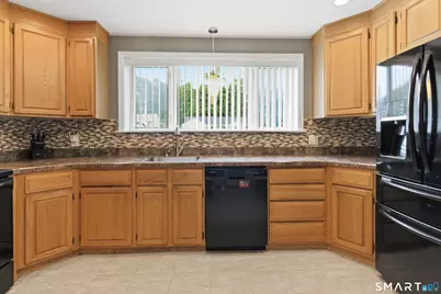 112 Brentwood Road, Newington, CT 06111 - Photo 17