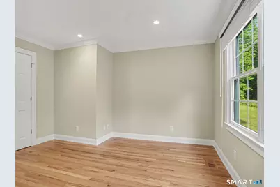 8 White Fox Road, Stamford, CT 06903 - Photo 15
