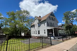 53-55 Dean St, Hartford, CT 06114 - Photo 5
