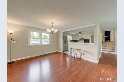25 King Edward Road, West Hartford, CT 06117 - Photo 9