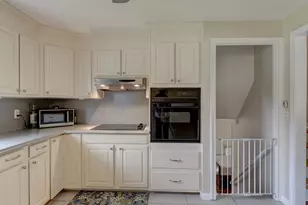 25 King Edward Rd, West Hartford, CT 06117 - Photo 13