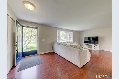 25 King Edward Road, West Hartford, CT 06117 - Photo 5