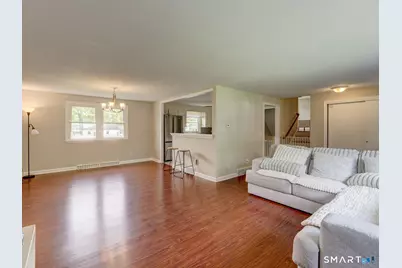 25 King Edward Road, West Hartford, CT 06117 - Photo 7