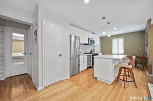 52 Lafayette Pl, Greenwich, CT 06830 - Photo 9
