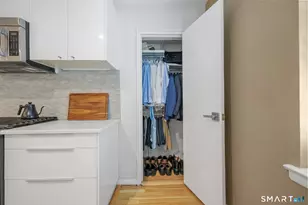 52 Lafayette Pl, Greenwich, CT 06830 - Photo 5