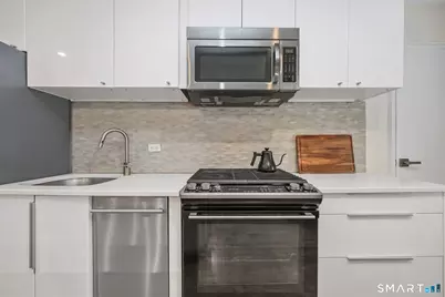 52 Lafayette Place #1F, Greenwich, CT 06830 - Photo 3