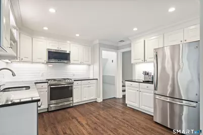20 Orchard Street, Greenwich, CT 06807 - Photo 9