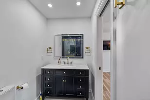 205 Main St, New Canaan, CT 06840 - Photo 23