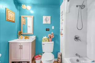 40 Allen Pl, Hartford, CT 06106 - Photo 29