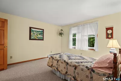 26 Greenwood Circle, Seymour, CT 06483 - Photo 13