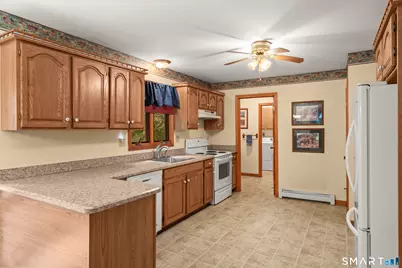 26 Greenwood Circle, Seymour, CT 06483 - Photo 3
