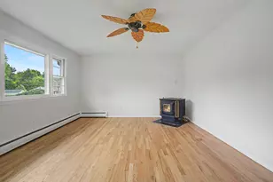 23 Raymond Rd, South Windsor, CT 06074 - Photo 3