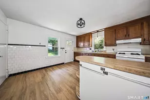 53 Glenview Ave, Waterbury, CT 06708 - Photo 9