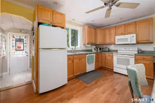 419 Horton Hill Rd, Naugatuck, CT 06770 - Photo 13