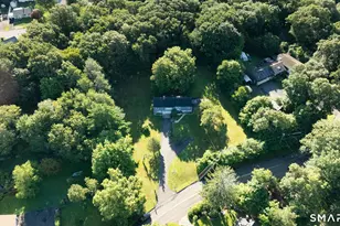 419 Horton Hill Rd, Naugatuck, CT 06770 - Photo 3