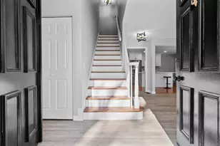 40 Harkness Dr, Madison, CT 06443 - Photo 3