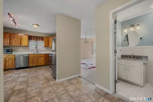 220 Algonquin Trail, Trumbull, CT 06611 - Photo 15