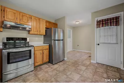 220 Algonquin Trail #220, Trumbull, CT 06611 - Photo 11