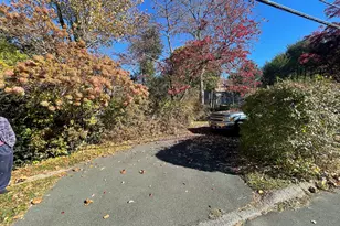 89 Alpine Dr, Newtown, CT 06482 - Photo 7