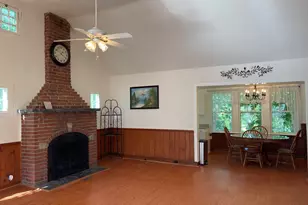 89 Alpine Dr, Newtown, CT 06482 - Photo 9