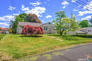 55 Blodgett Roy Dr, New Britain, CT 06053 - Photo 3