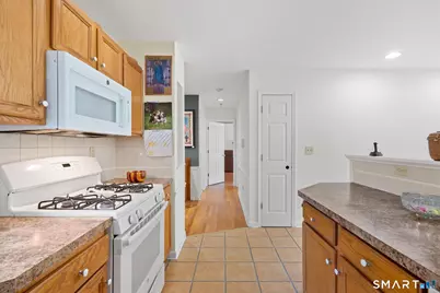 25 Hamden Hills Drive #52, Hamden, CT 06518 - Photo 13
