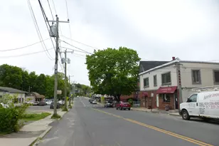 987 Baldwin St, Waterbury, CT 06706 - Photo 5
