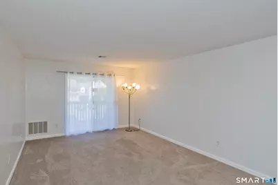 4 Concorde Way #B5, Windsor Locks, CT 06096 - Photo 5