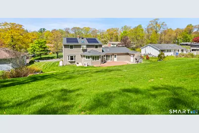 120 Braeside Drive, Hamden, CT 06514 - Photo 33