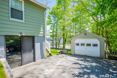 111 Perkins Avenue, Waterbury, CT 06704 - Photo 19
