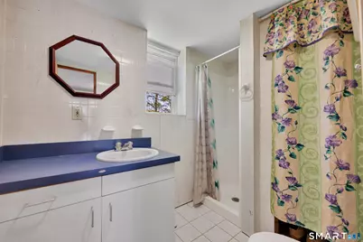 111 Perkins Avenue, Waterbury, CT 06704 - Photo 15