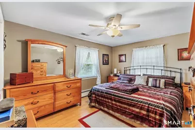 17 Trinity Lane, Windsor Locks, CT 06096 - Photo 17