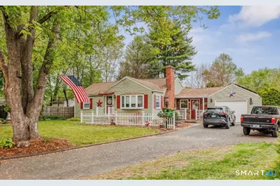 17 Trinity Lane, Windsor Locks, CT 06096 - Photo 3