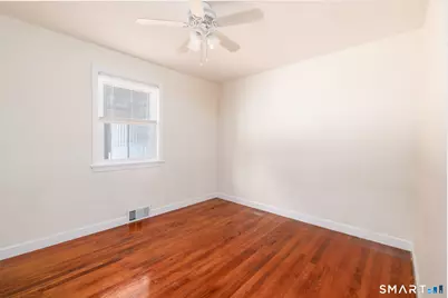 481 Bunker Hill Avenue, Waterbury, CT 06708 - Photo 7