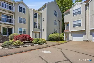 2390 State St, Hamden, CT 06517 - Photo 3