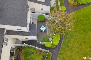 92 Limewood Ave, Branford, CT 06405 - Photo 5