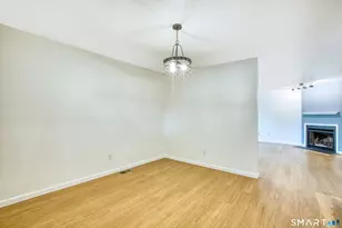 2289 Bedford St, Stamford, CT 06905 - Photo 17