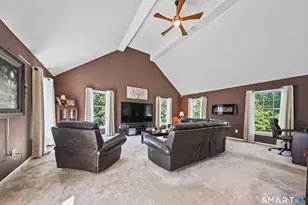 10 Fawn Meadow Dr, Naugatuck, CT 06770 - Photo 15